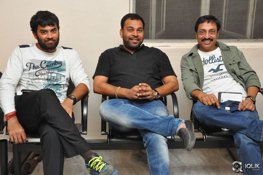 Ladies-and-Gentlemen-Movie-Special-Show-Photos